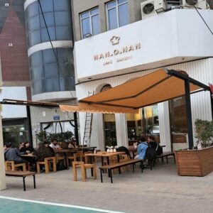 سایبان برقی بازویی اتوماتیک در پردیس