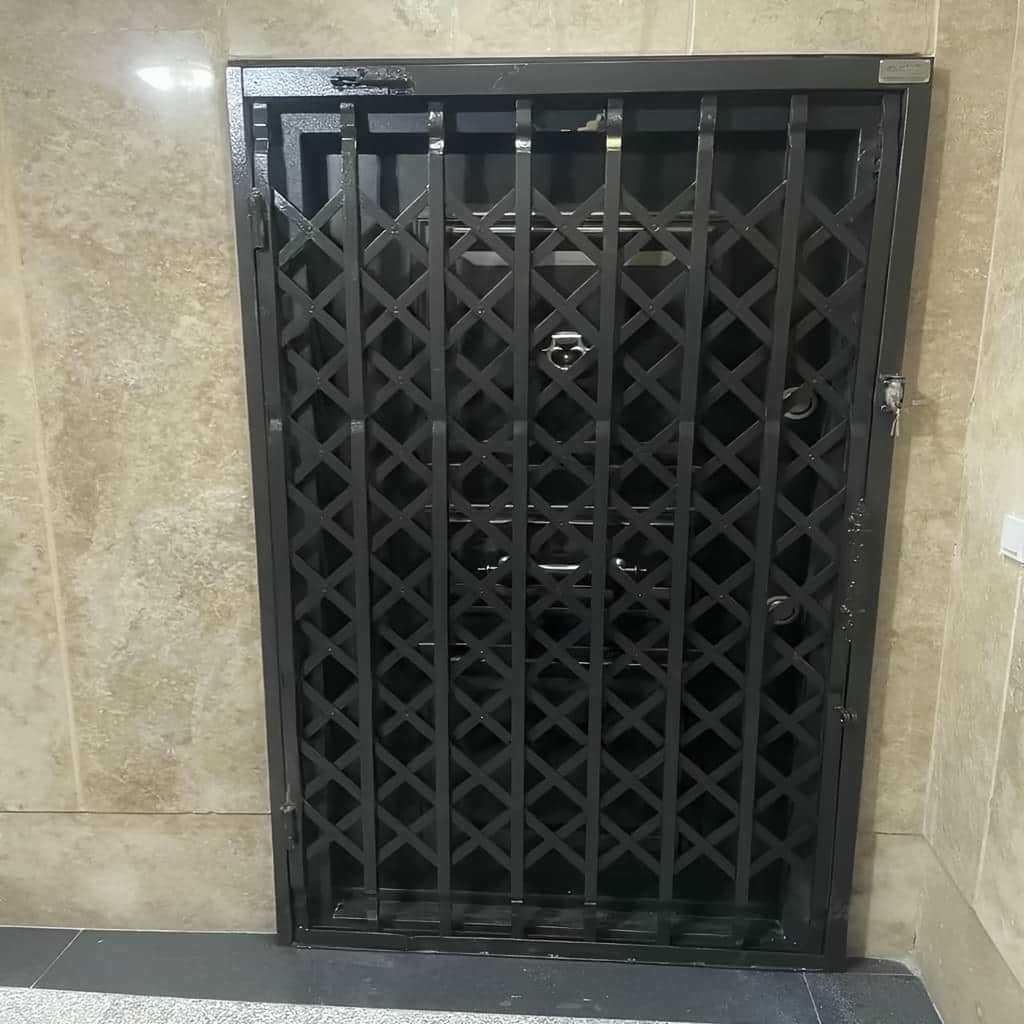 درب آکاردئونی شیک با ریل روان