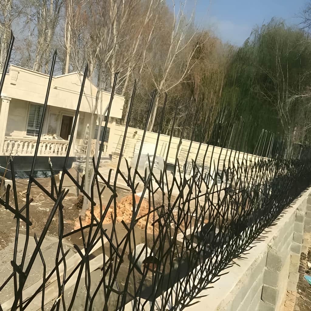 سفارش حفاظ دیوار بلند با مدل پرتراکم