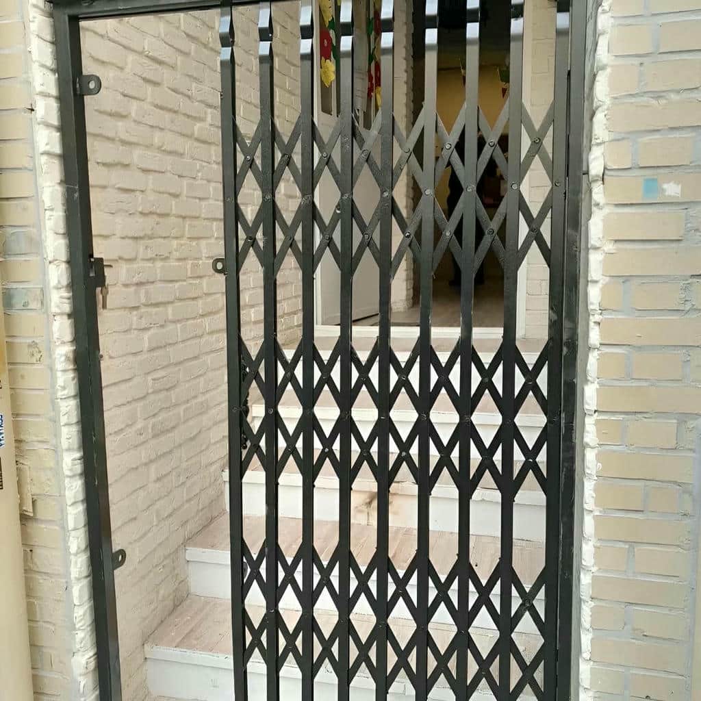 درب آکاردئونی واحد با پوشش ضد زنگ