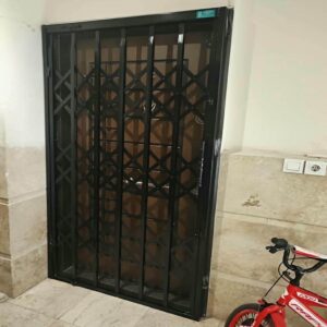 14 مدل درب آکاردئونی سلطنتی مناسب آپارتمان
