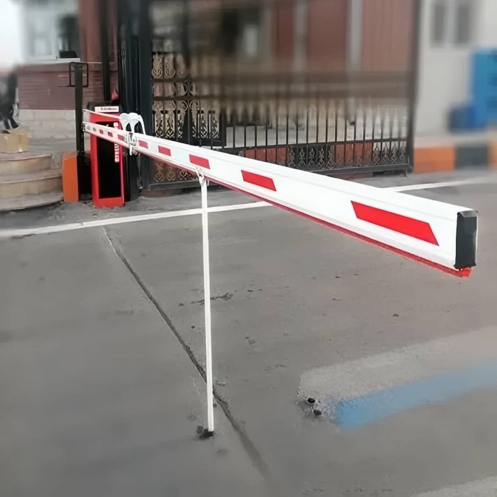 راهبند بازویی LED دار پارکینگ با پایه تراز نصب شده