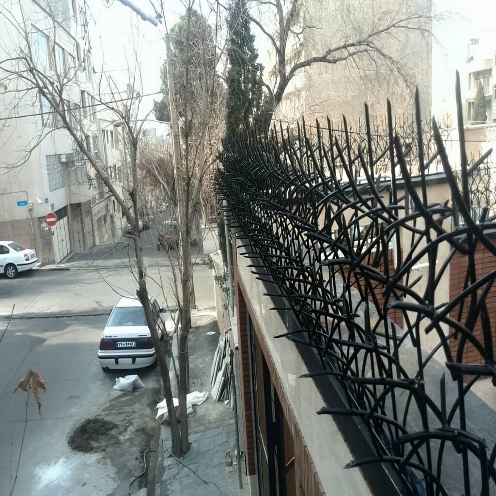 حفاظ دیوار شیک روی سنگ تراورتن 11 طرح