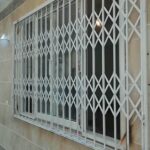 حفاظ پنجره ویلایی نمای باغ سفارشی