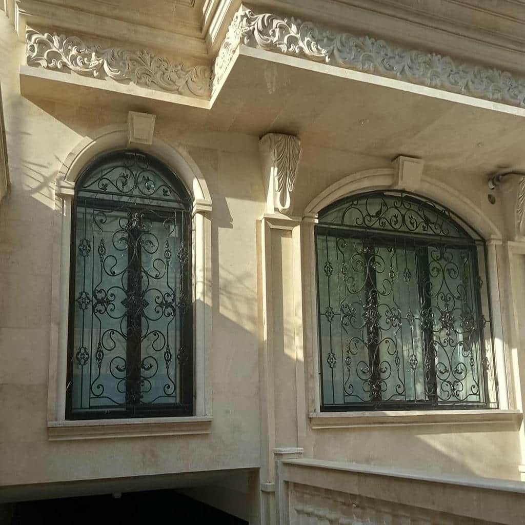 حفاظ پنجره با جوشکاری دقیق اتصالات