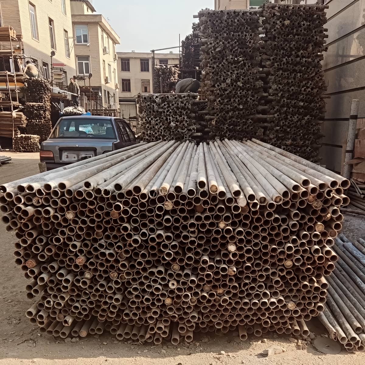 لوله داربست در سازه موقت صحنه