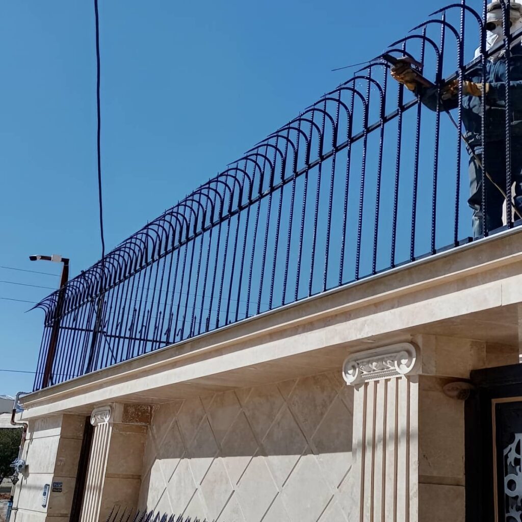 خرید حفاظ دیوار کلاسیک سرنیزه