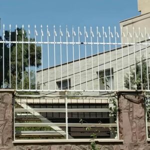 حفاظ دیوار ویلایی مدرن طرح نیزه 9 نمونه