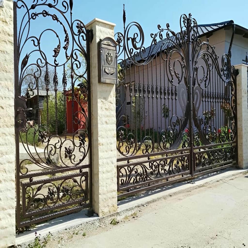 درب کلاسیک ویلایی با جوشکاری تمیز روی شاسی