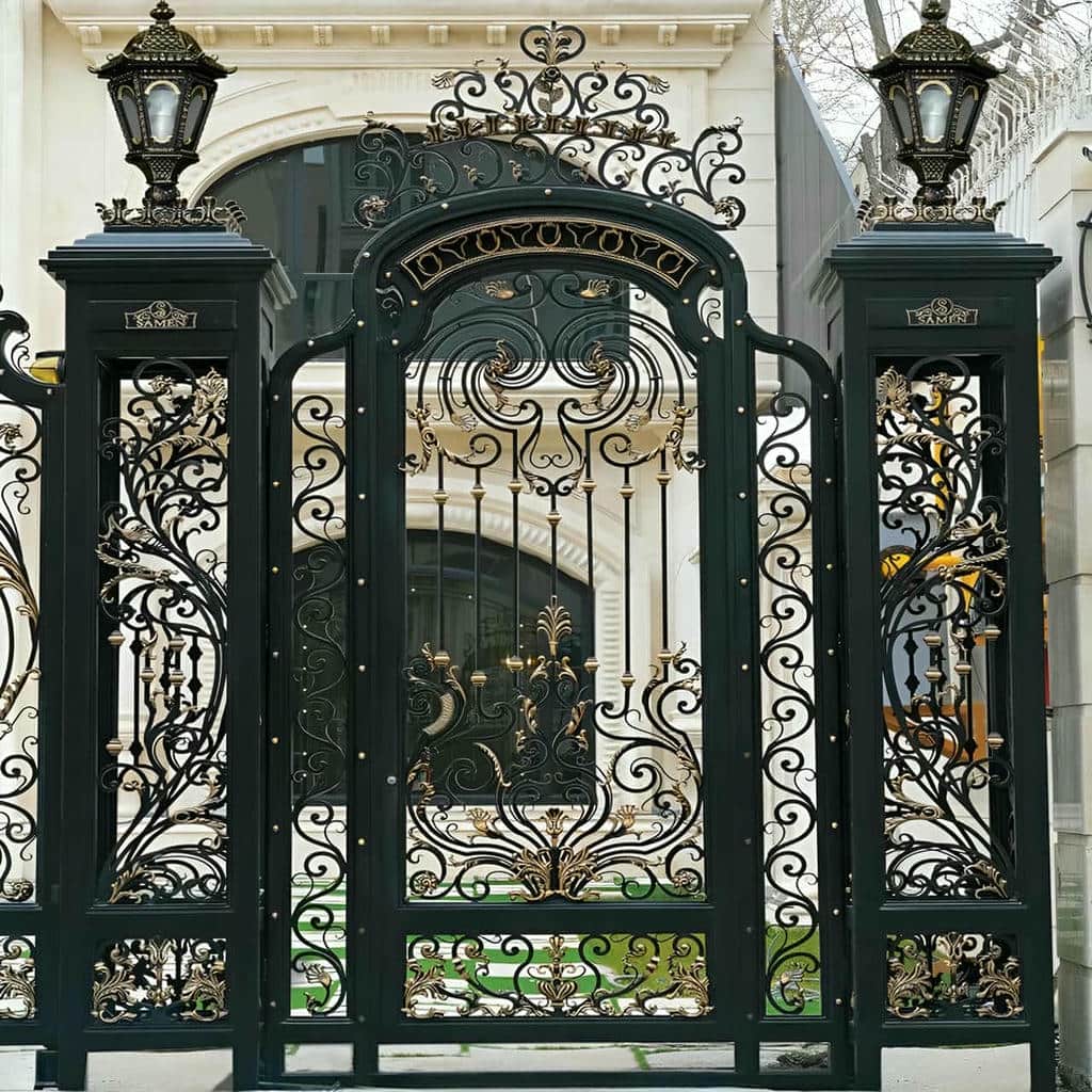 درب پارکینگ برش لیزری حیاط با یراق فلزی مقاوم