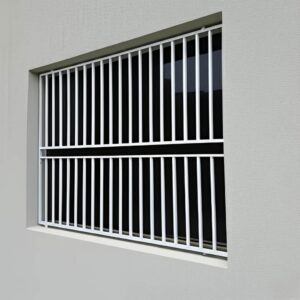 خرید حفاظ پنجره ساده مدرن و فرفورژه برای انتخاب مدل مناسب ساختمان