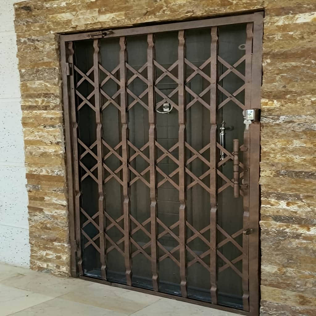 نگهداری و افزایش عمر حفاظ کشویی کرکره ای