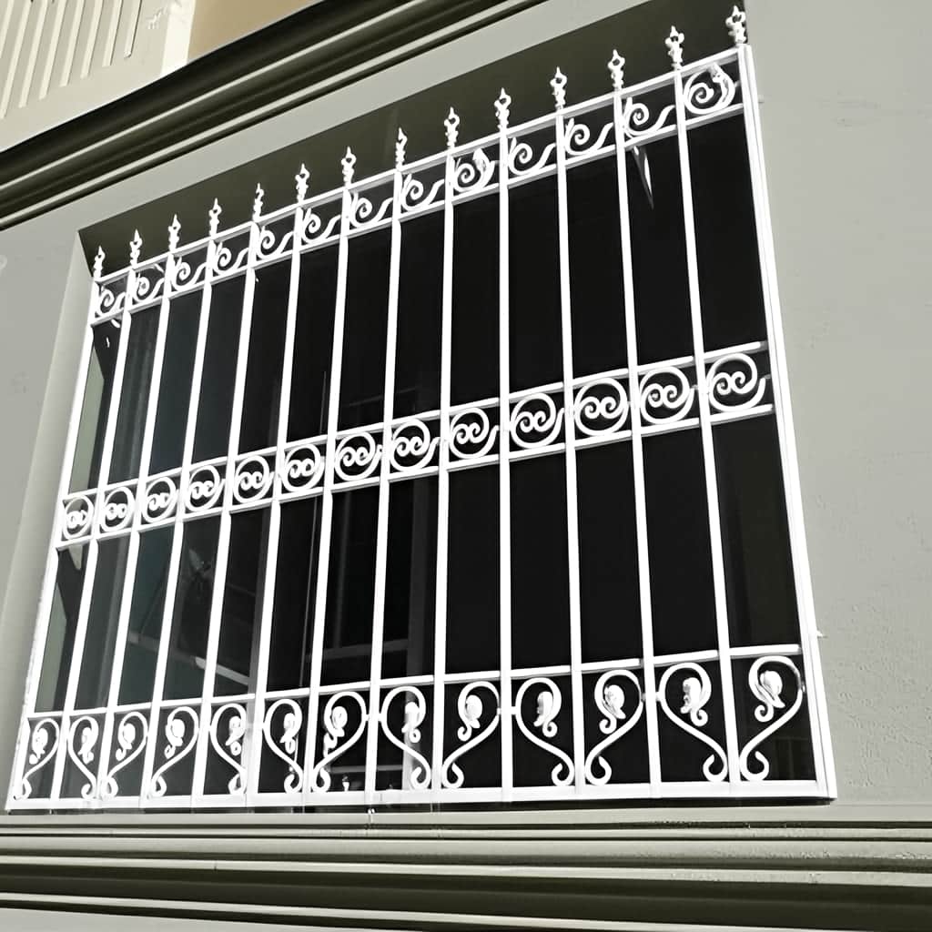 حفاظ پنجره آهنی با پوشش مقاوم برای دوام بیشتر در استان کهگیلویه و بویراحمد