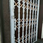 مرکز تخصصی فروش نرده آکاردئونی با قیمت مناسب پروژه های نوساز