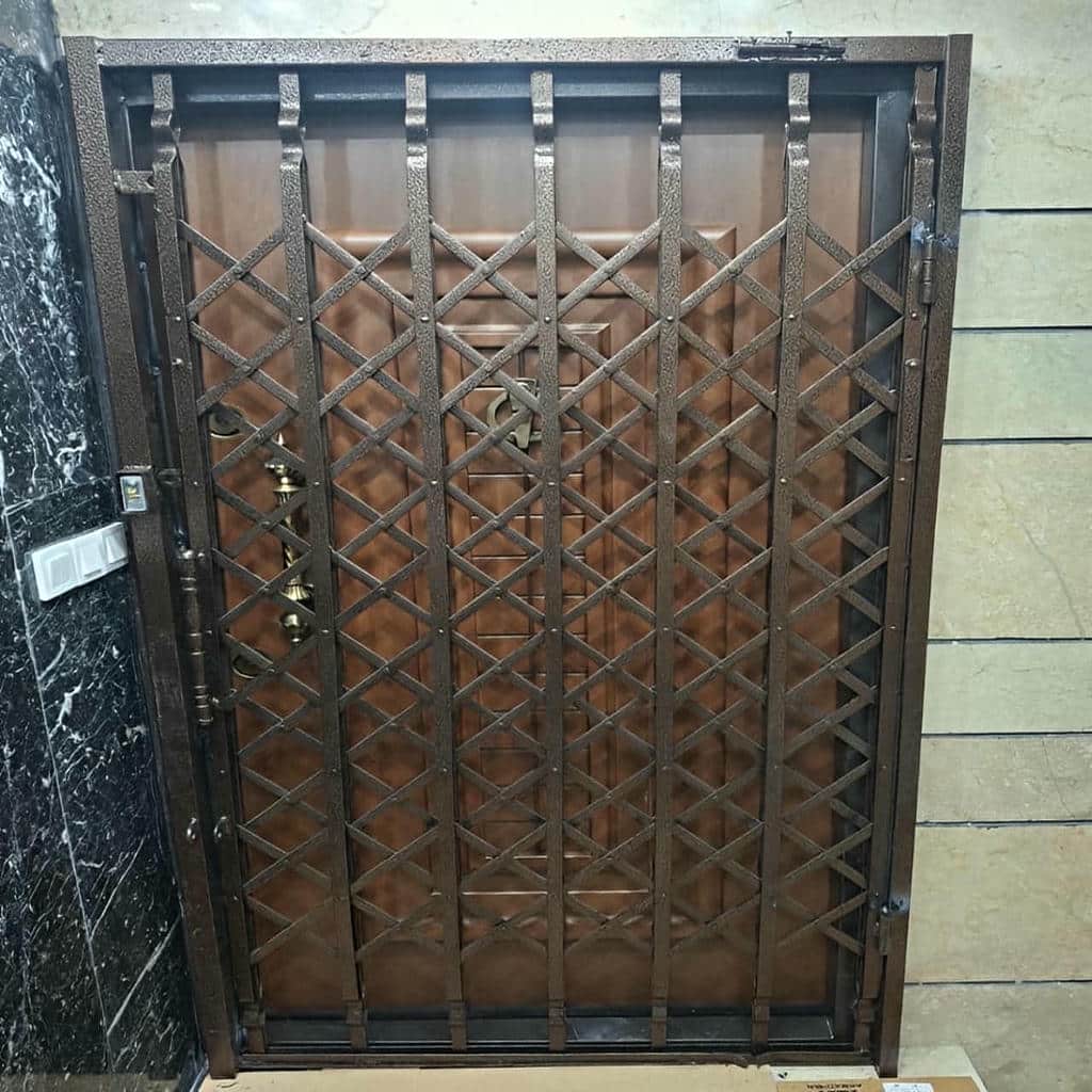 حفاظ درب آکاردئونی جمع شونده مناسب دهانه بزرگ ساختمان در کرمان