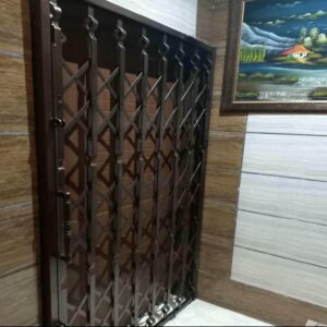 درب آکاردئونی آپارتمان با چهارچوب فلزی آماده نصب
