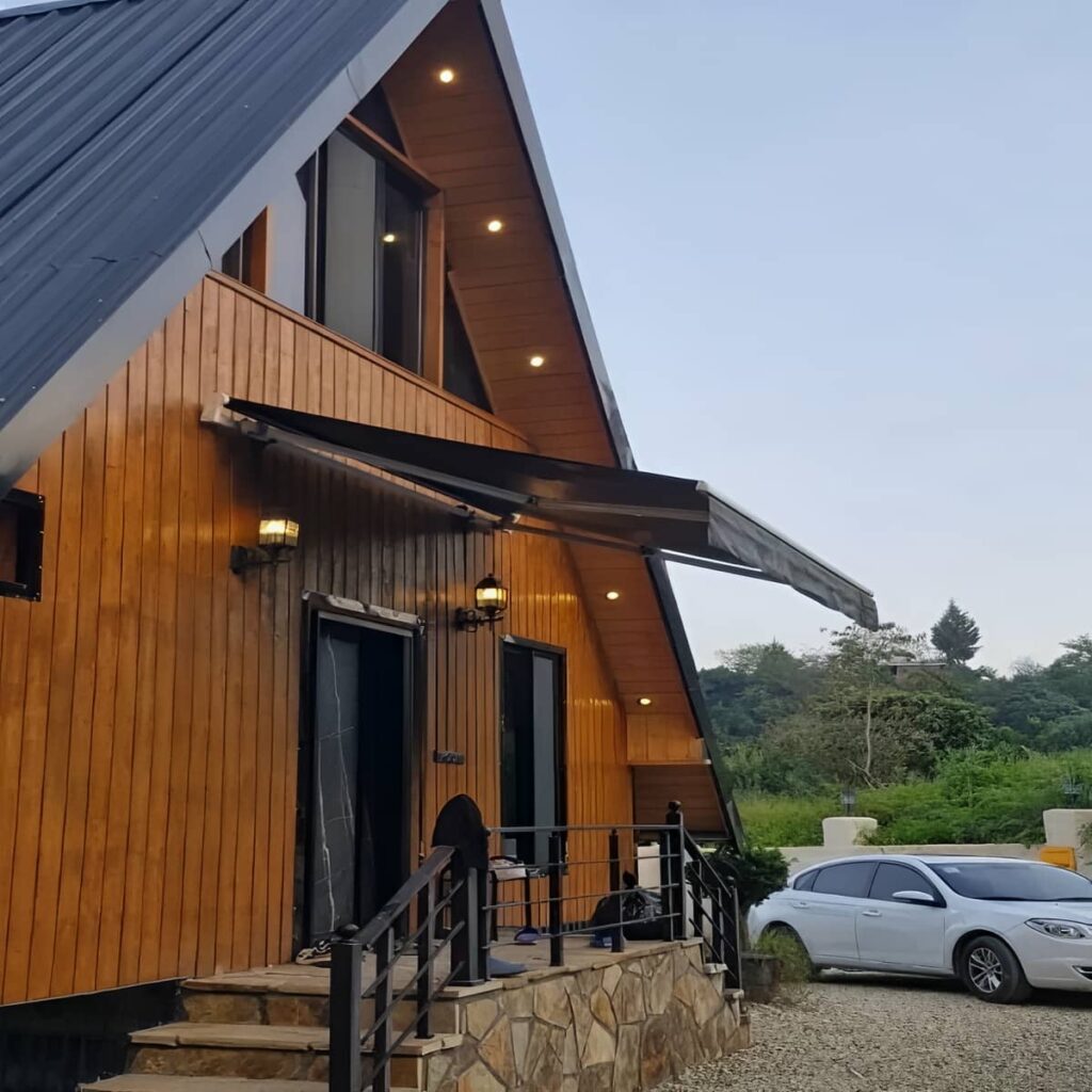 سایبان پارکینگ در مرحله مشاهده نمونه کار