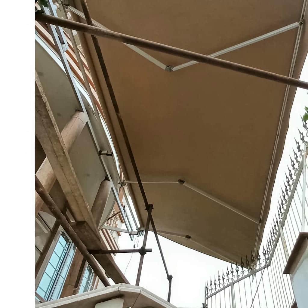 سایبان برقی هنگام اندازه گیری تخصصی نما در استان اردبیل