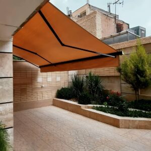 سایبان برقی مدل بازویی برای ورودی ساختمان در استان هرمزگان