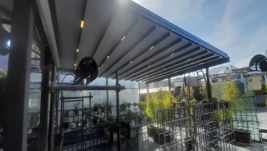 سایبان برقی مدل بازویی برای ورودی پرتردد در شیراز