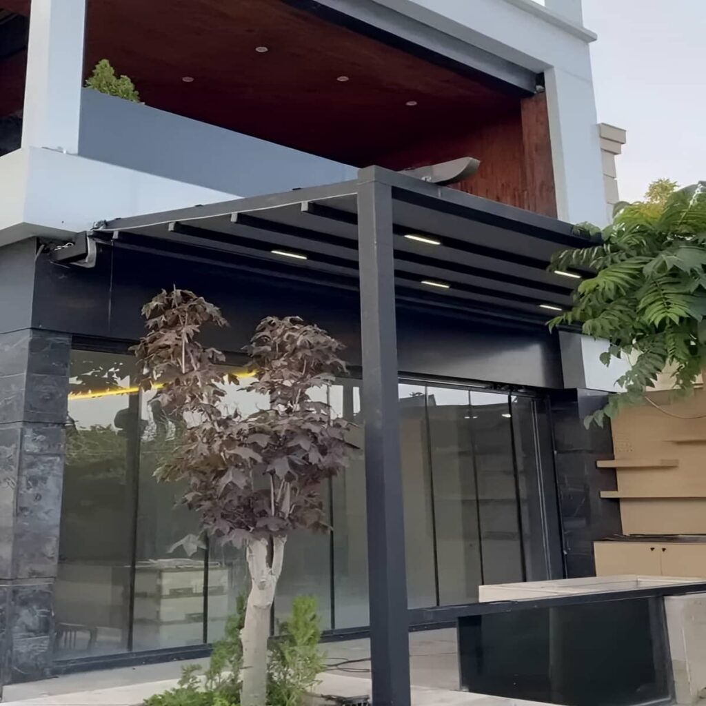 سقف متحرک پارچه ای در مرحله بررسی قرارداد نصب