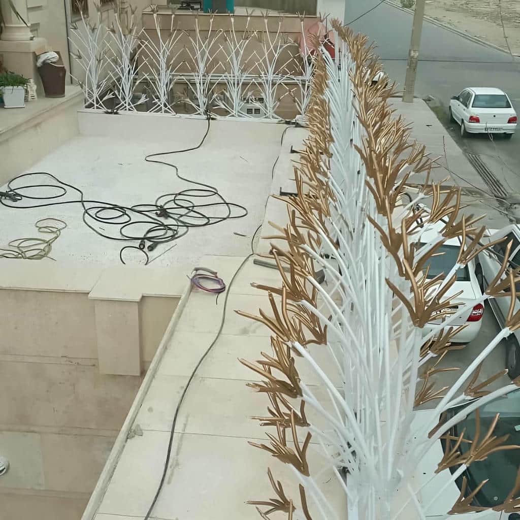 حفاظ لیلیوم در نمونه کار کامل دیوار ساختمان