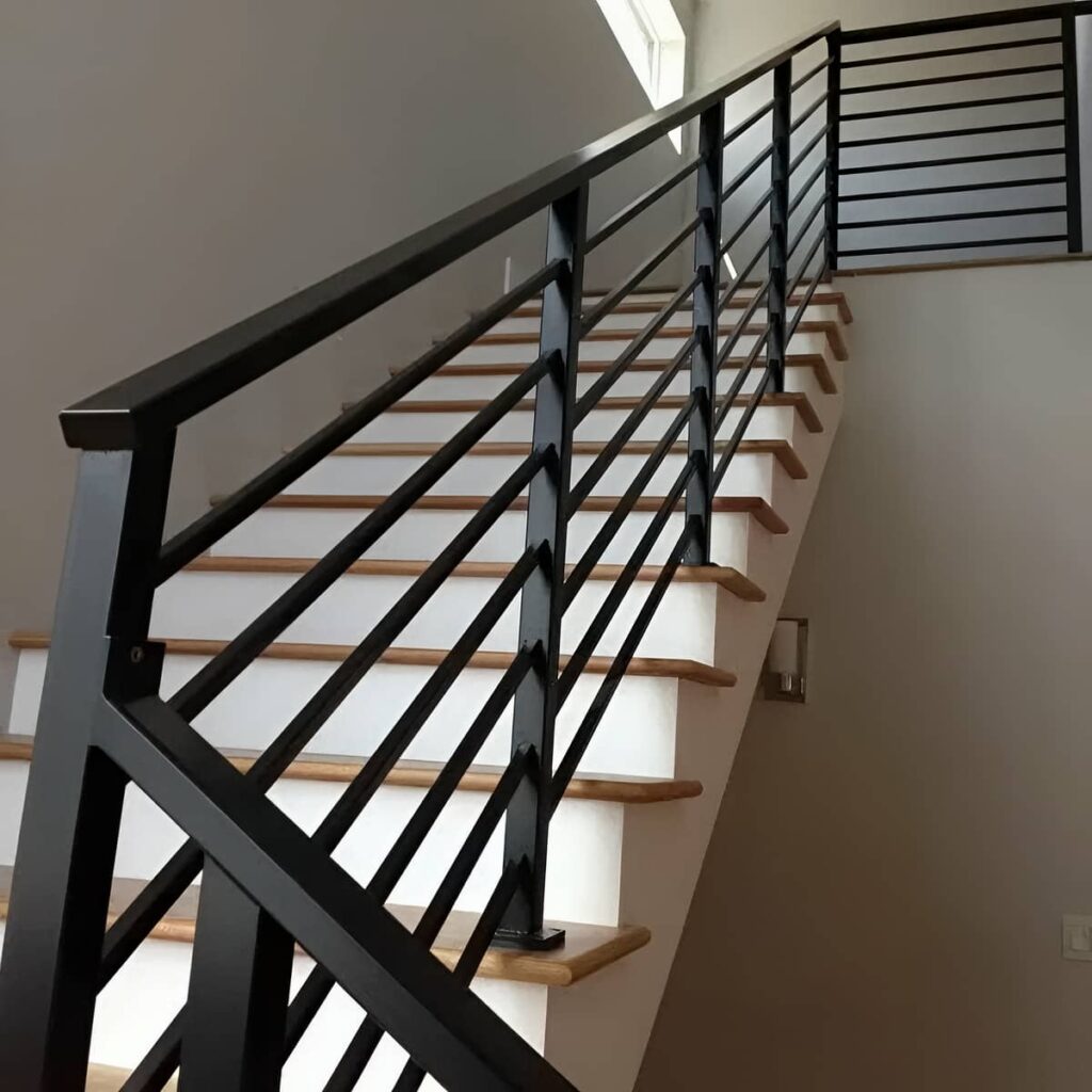 حفاظ لبه بالکن آماده اندازه گیری محل نصب