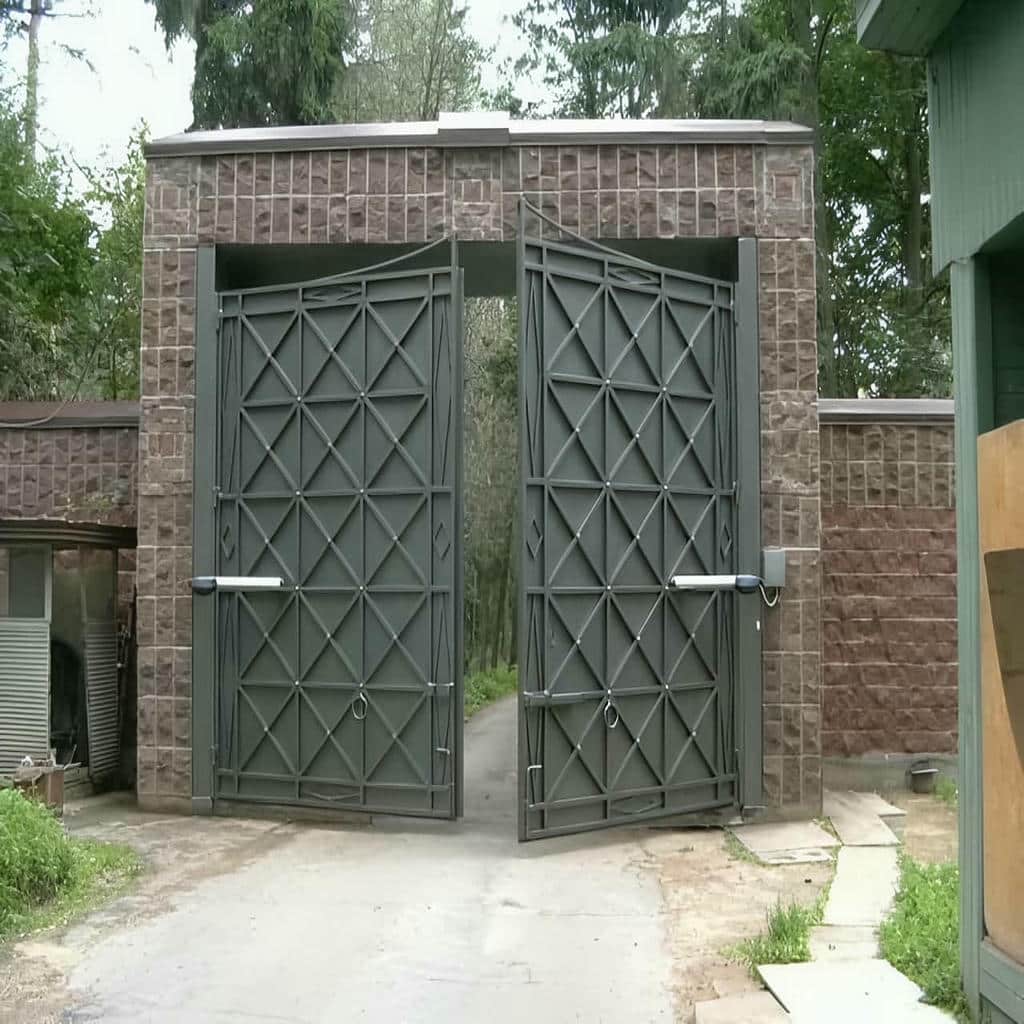 جک درب پارکینگ در استان قم با بازوی فلزی برای کنترل ورودی ساختمان