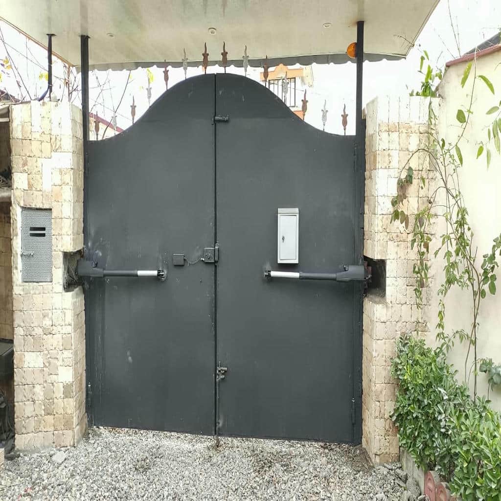 جک بازویی همراه پایه فلزی اجرای اصولی