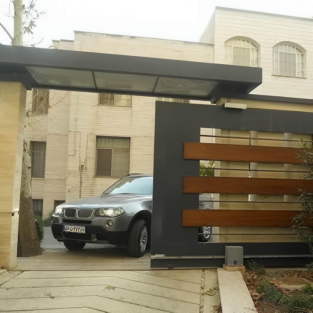 جک درب پارکینگ در استان خراسان شمالی با قفل ورودی برای حفظ حریم ساختمان