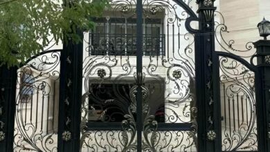 درب باغی هنگام مشاوره برای شرایط گرم و خشک