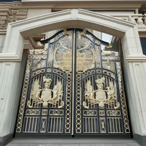 درب فرفورژه هنگام مشاوره شرایط ضمانت