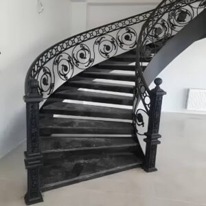 نرده فرفورژه بالکن در مرحله مشاوره مدل ایرانی