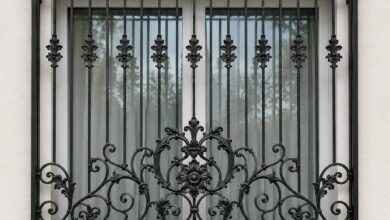 حفاظ پنجره فرفورژه با طرح ظریف برای دهانه کم عرض
