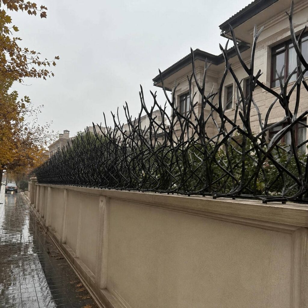 حفاظ دیوار در استان سیستان و بلوچستان با تراکم مناسب برای حفظ حریم
