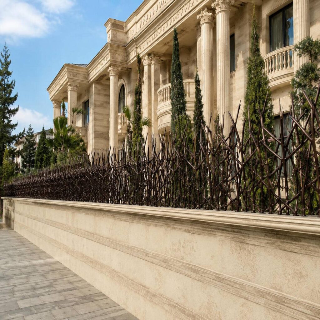 حفاظ دیوار در اصفهان با تراکم مناسب برای حفظ حریم ساختمان