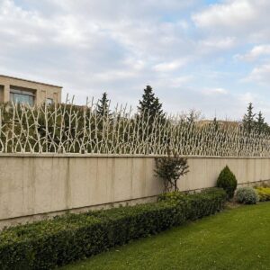حفاظ دیوار در مشهد مدل شاخ گوزنی برای امنیت ساختمان قدیمی