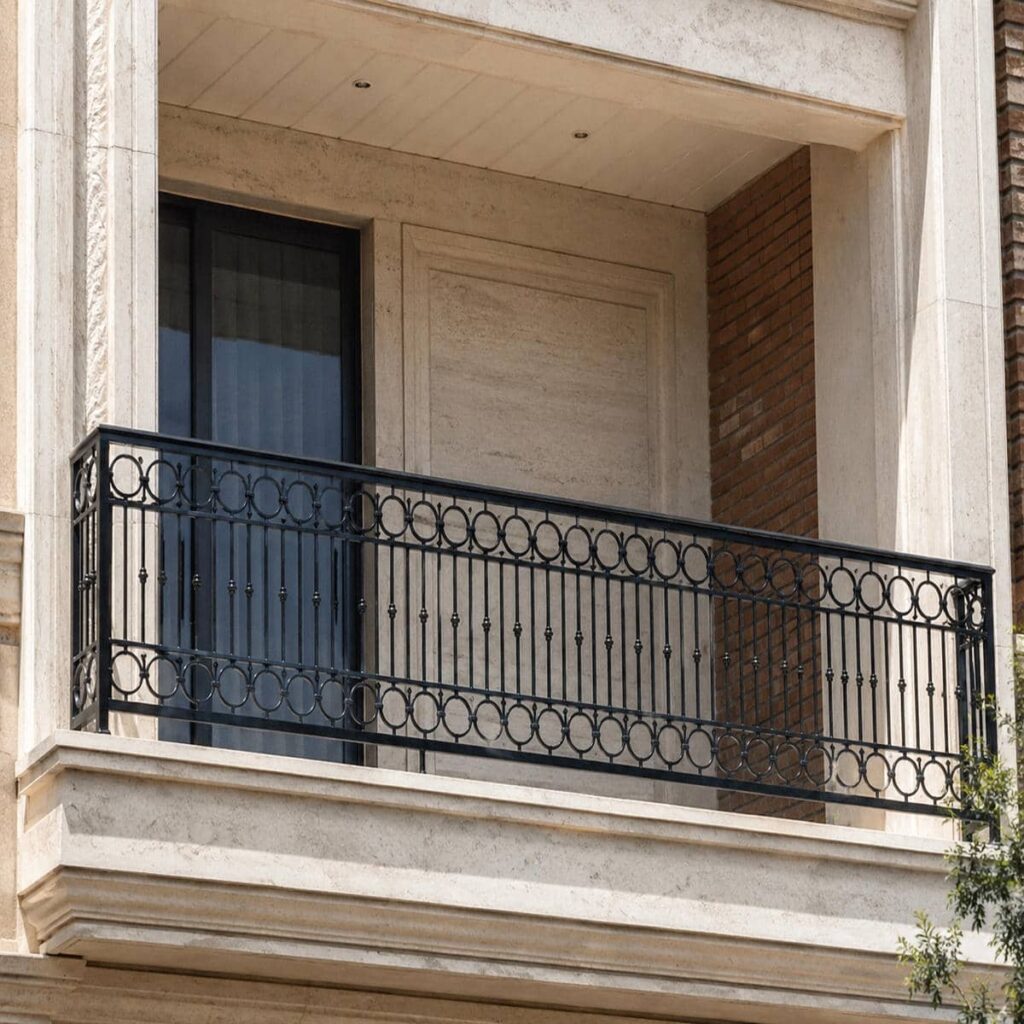 نرده بالکن با ساختار محافظ برای استفاده روزانه در زنجان