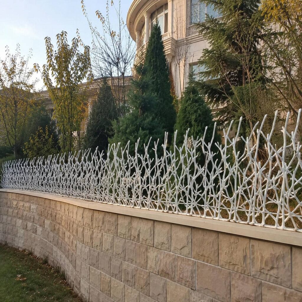 حفاظ دیوار در قم با اتصال منظم برای حفظ حریم ساختمان