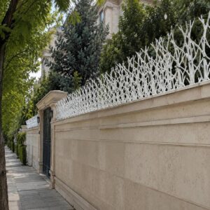 حفاظ دیوار در استان همدان مدل شاخ گوزنی با پوشش رنگی برای امنیت
