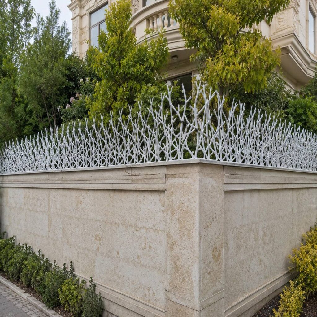 حفاظ دیوار ایرانی در نمونه کار نصب شده روی دیوار