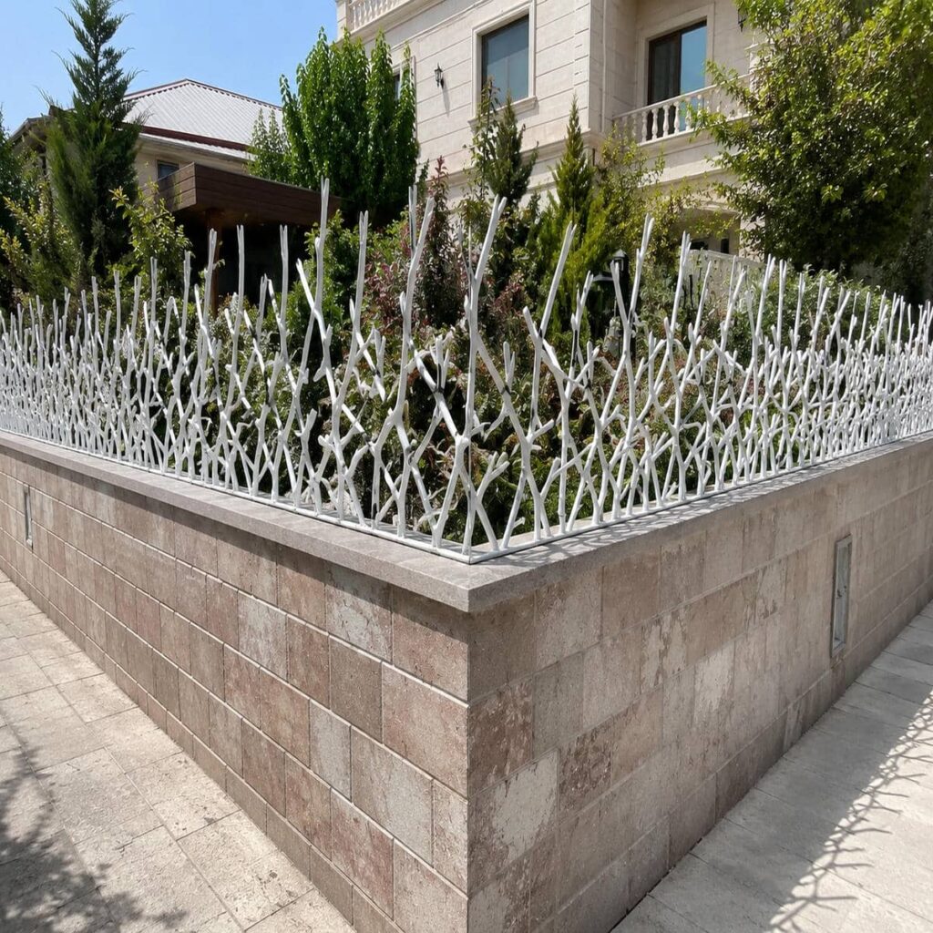حفاظ دیوار در بیرجند مدل خارجی با فرم منظم برای مقایسه امنیتی حفاظ دیوار در بیرجند مدل خارجی با فرم منظم برای مقایسه امنیتی