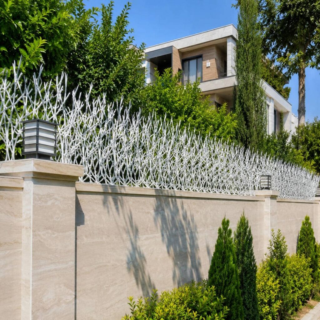 حفاظ دیوار در استان اصفهان مدل شاخ گوزنی برای امنیت پیرامونی